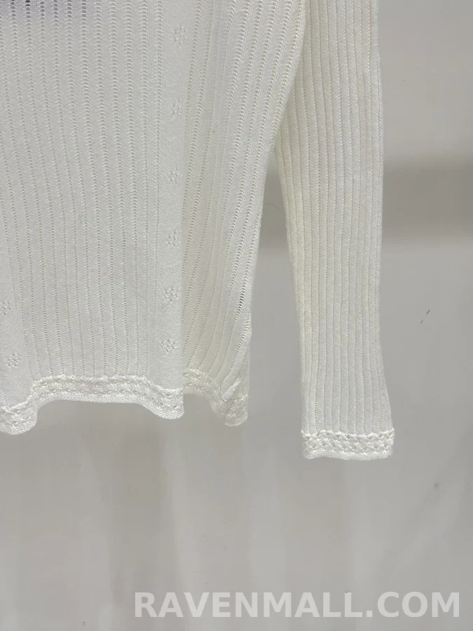 샤넬 샤넬 U넥 리브드 로고 긴팔 티셔츠 상세 이미지
