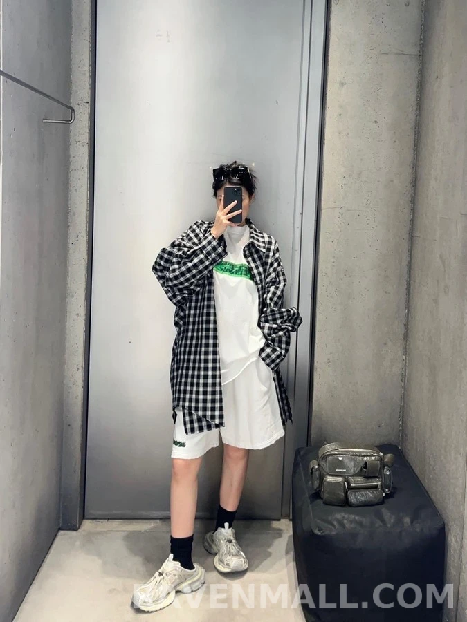 발렌시아가 발렌시아가 오버사이즈 깅엄 셔츠 상세 이미지