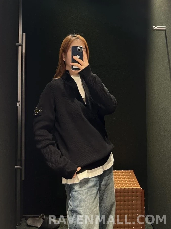스톤아일랜드 스톤 아일랜드 로고 와펜 하프집업 니트 상세 이미지