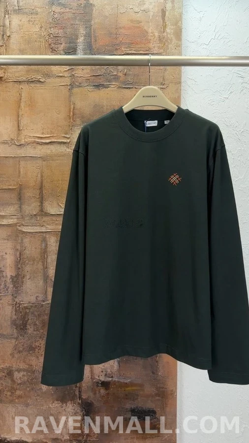 버버리 버버리 자수 레터링 긴팔 티셔츠 상세 이미지