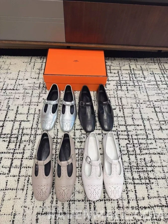 에르메스 에르메스 메리제인 브로그 플랫 상세 이미지