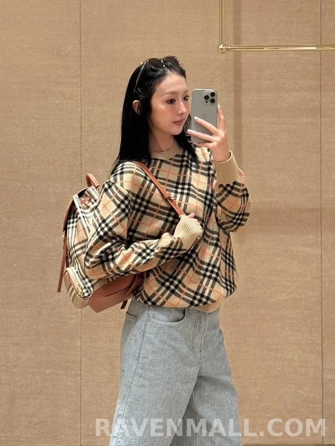 버버리 버버리 체크 아가일 니트 스웨터 상세 이미지