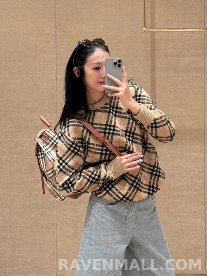 버버리 버버리 체크 아가일 니트 스웨터 상세 이미지