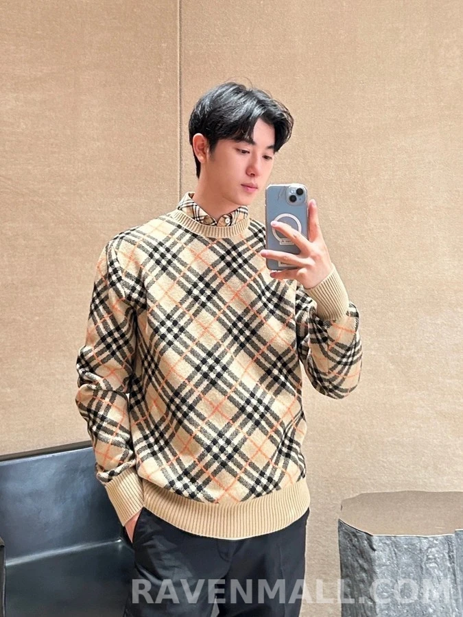 버버리 버버리 체크 아가일 니트 스웨터 상세 이미지