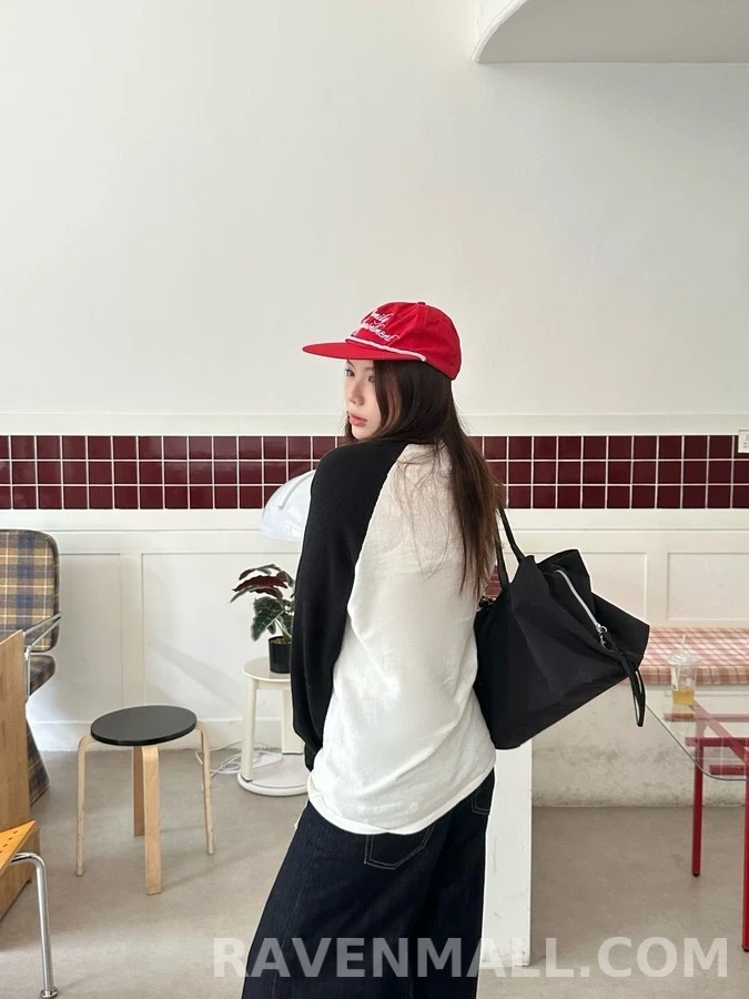 크롬하츠 크롬하츠 블랙앤화이트 크로스 로고 긴팔 티셔츠 상세 이미지
