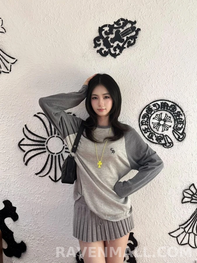 크롬하츠 크롬하츠 투톤 로고 자수 긴팔 티셔츠 상세 이미지