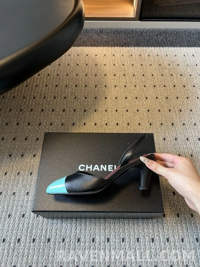 샤넬 샤넬 배색 스퀘어토 슬링백 힐 상세 이미지