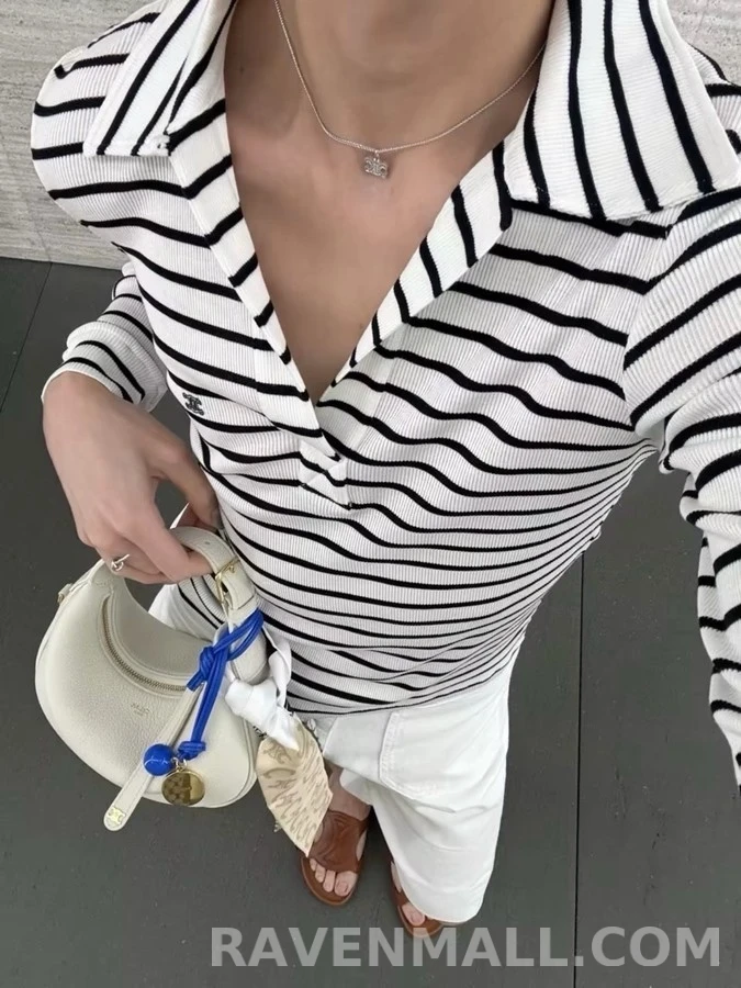 셀린느 셀린느 자수 스트라이프 긴팔 티셔츠 상세 이미지