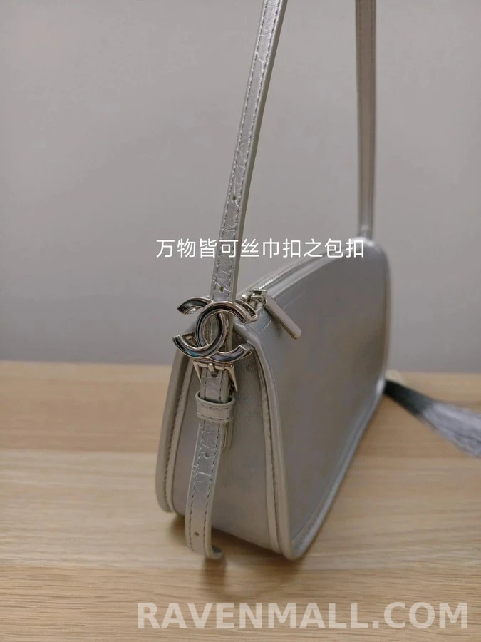 샤넬 샤넬 로고 스카프 버클 상세 이미지