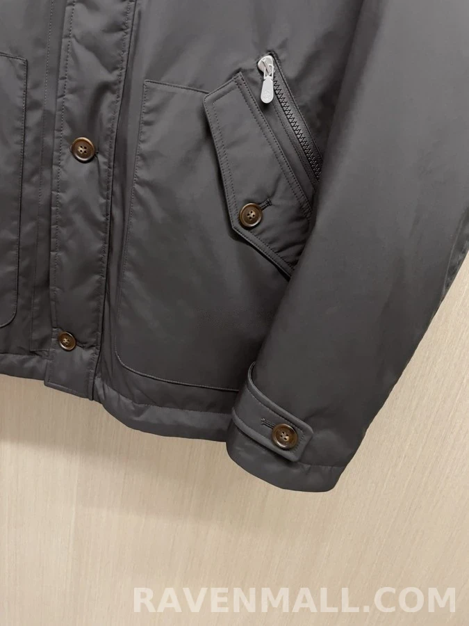 브루넬로 쿠치넬리 브루넬로 쿠치넬리 탈착식 양모 카라 구스 다운 자켓 상세 이미지