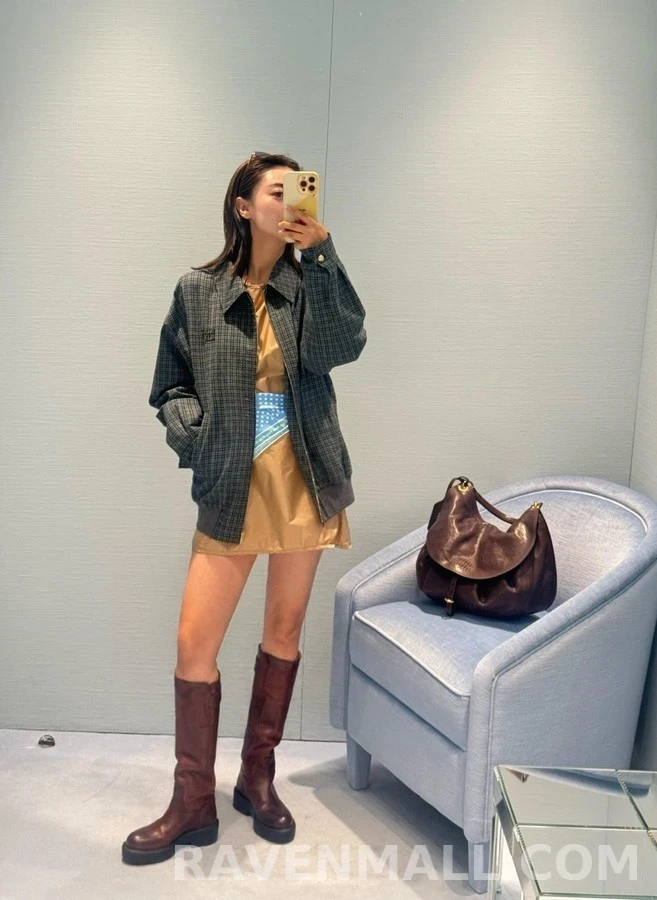 미우미우 미우미우 격자무늬 자수 로고 자켓 상세 이미지