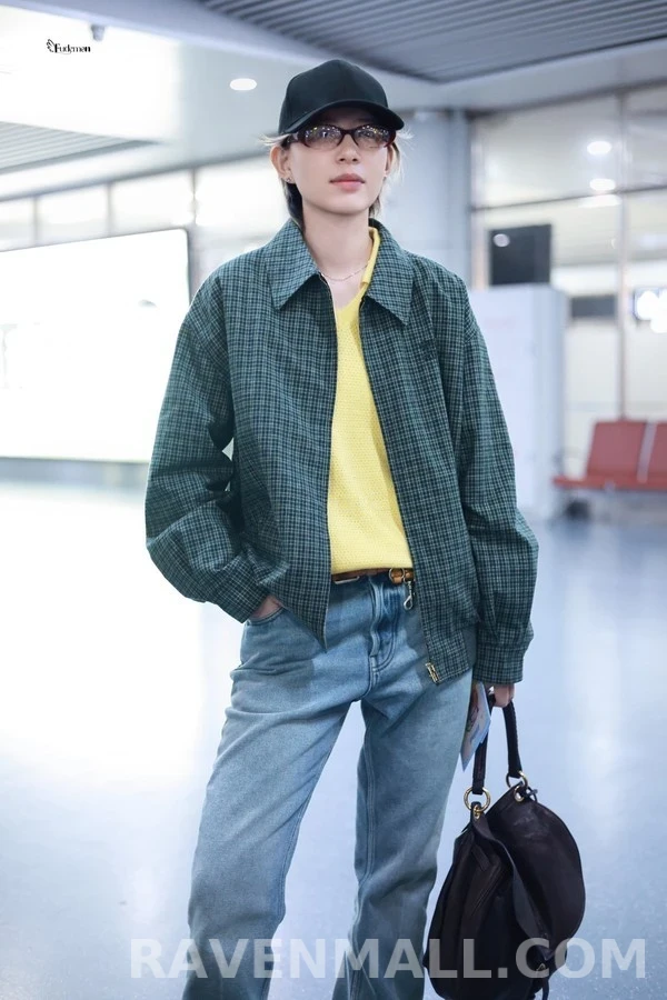 미우미우 미우미우 격자무늬 자수 로고 자켓 상세 이미지