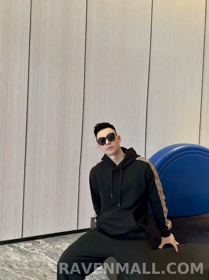 버버리 버버리 체크 스트라이프 후드 맨투맨 상세 이미지