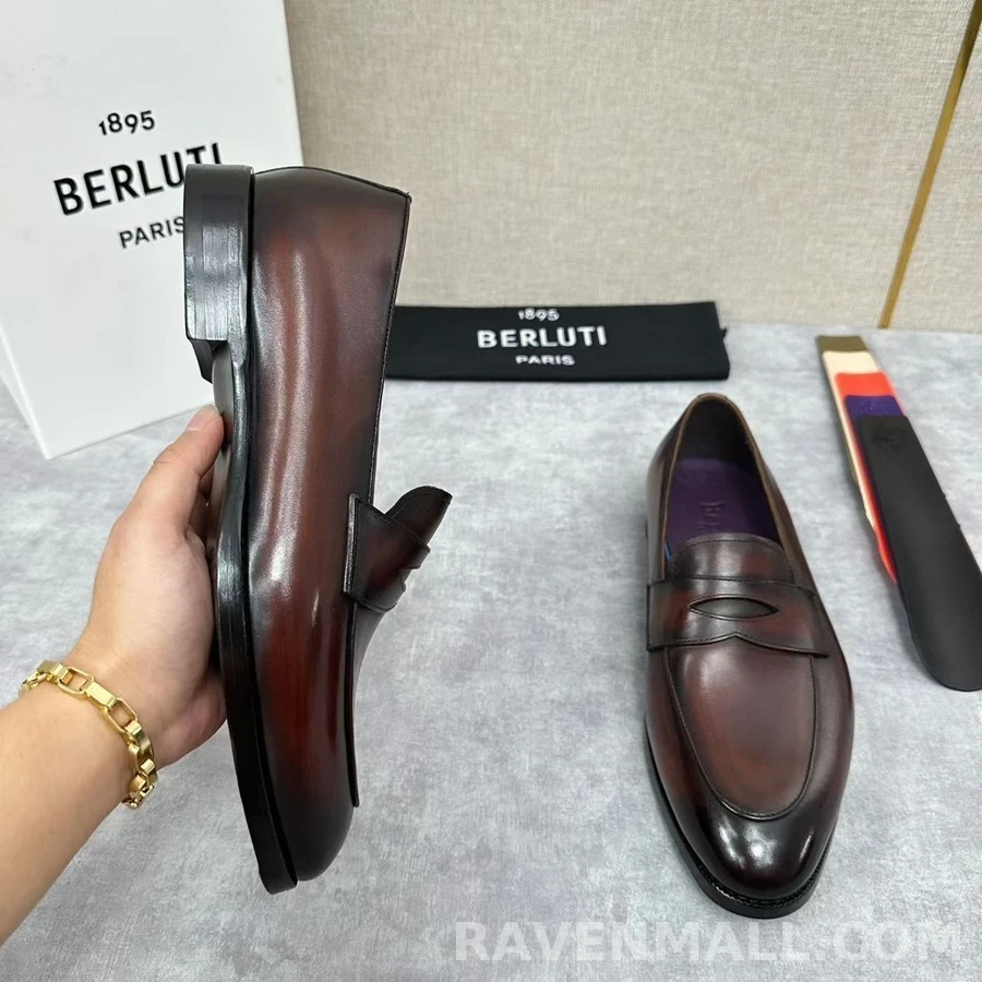 벨루티 벨루티 수제 버니싱 페니 로퍼 상세 이미지