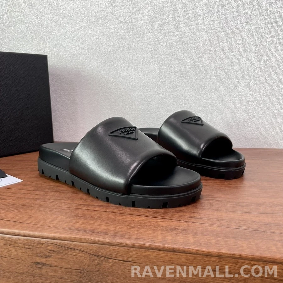 프라다 프라다 패딩 트라이앵글 로고 슬라이드 상세 이미지