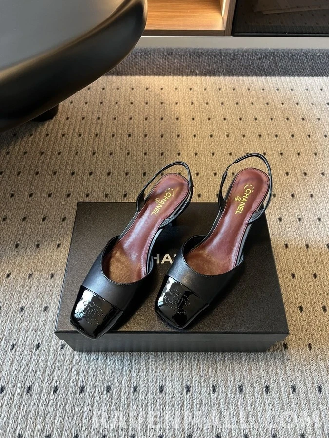 샤넬 샤넬 더블 C 캡토 슬링백 힐 상세 이미지