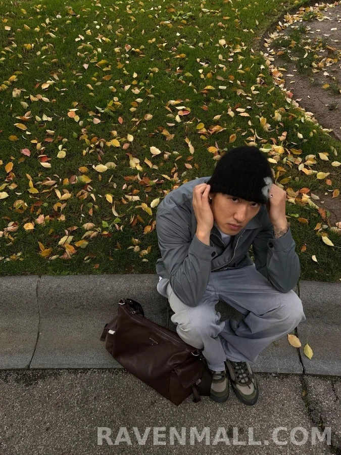 프라다 프라다 테크 코튼 집업 자켓 상세 이미지