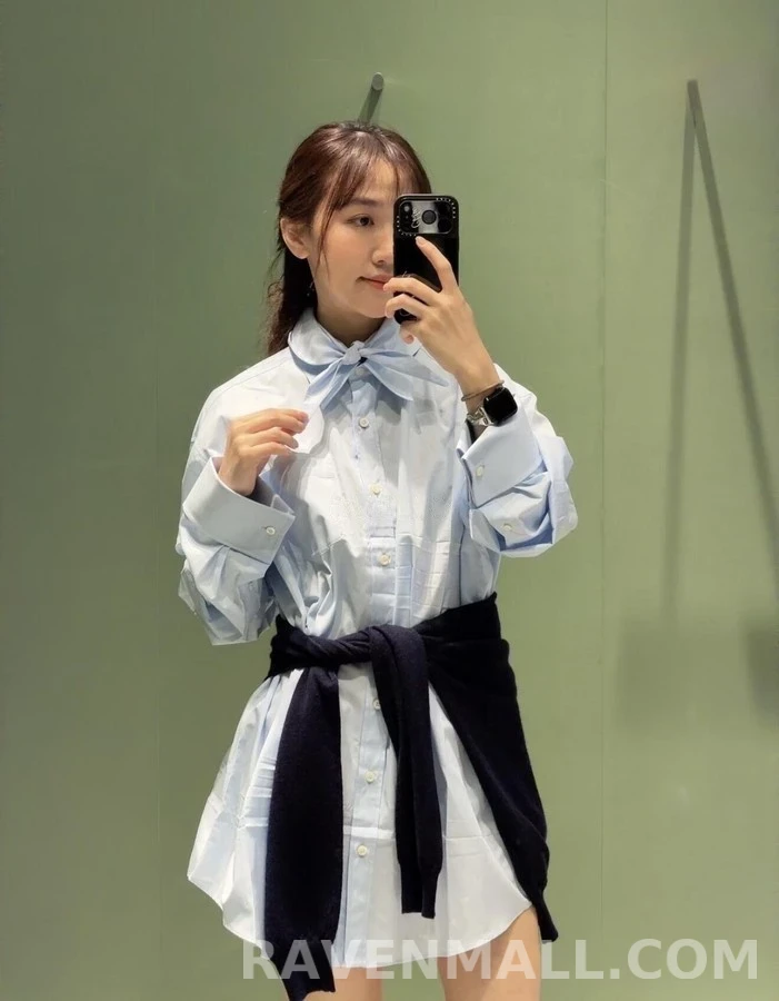 프라다 프라다 타이넥 자수 로고 셔츠 상세 이미지