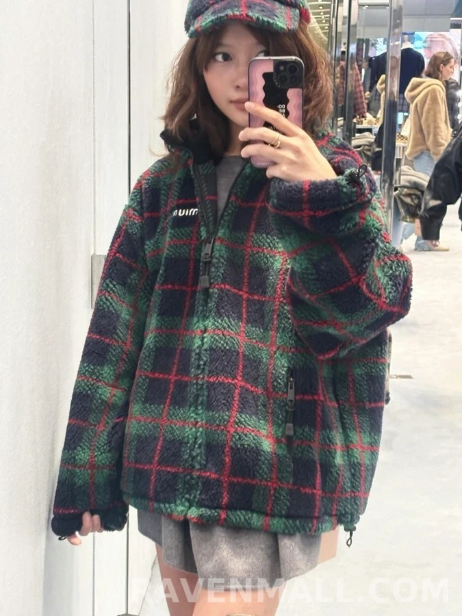 미우미우 미우미우 체크 테디 플리스 자켓 상세 이미지