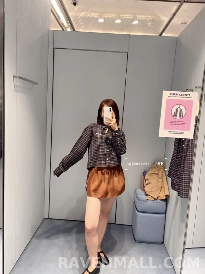 미우미우 미우미우 자수 로고 체크 셔츠 상세 이미지