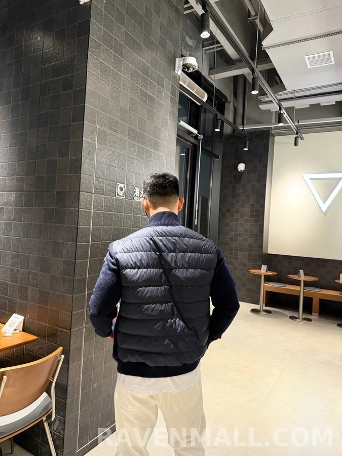 몽클레어 몽클레어 로고 니트 패딩 집업 상세 이미지