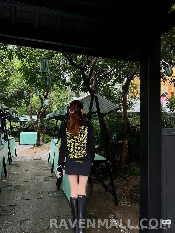 크롬하츠 크롬하츠 네온 스크롤 긴팔 티셔츠 상세 이미지