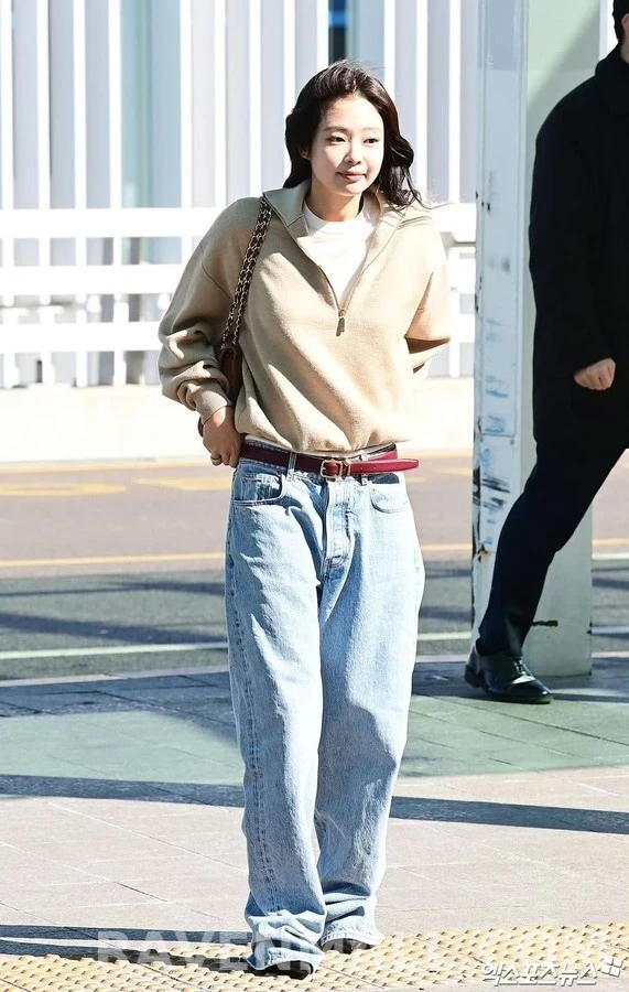 샤넬 샤넬 반집업 니트 상세 이미지