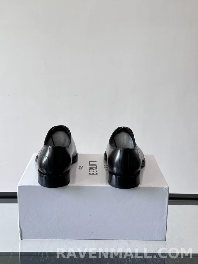 벨루티 벨루티 스크리토 패턴 가죽 더비 슈즈 상세 이미지
