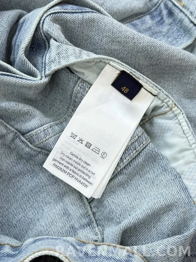 루이비통 루이비통 와펜 장식 워시드 데님 자켓 상세 이미지