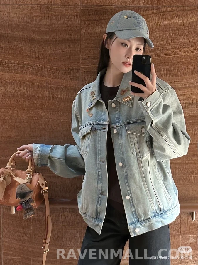 루이비통 루이비통 와펜 장식 워시드 데님 자켓 상세 이미지