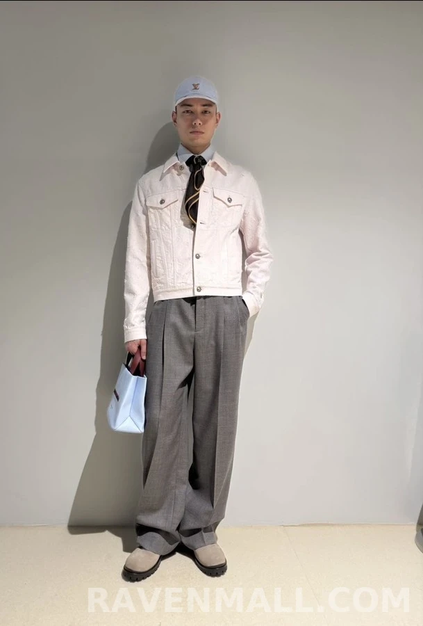 루이비통 루이비통 모노그램 핀펀칭 데님 자켓 상세 이미지