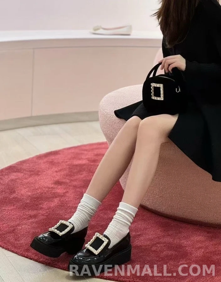 로저 비비에 로저비비에 플랫폼 스퀘어 버클 로퍼 상세 이미지