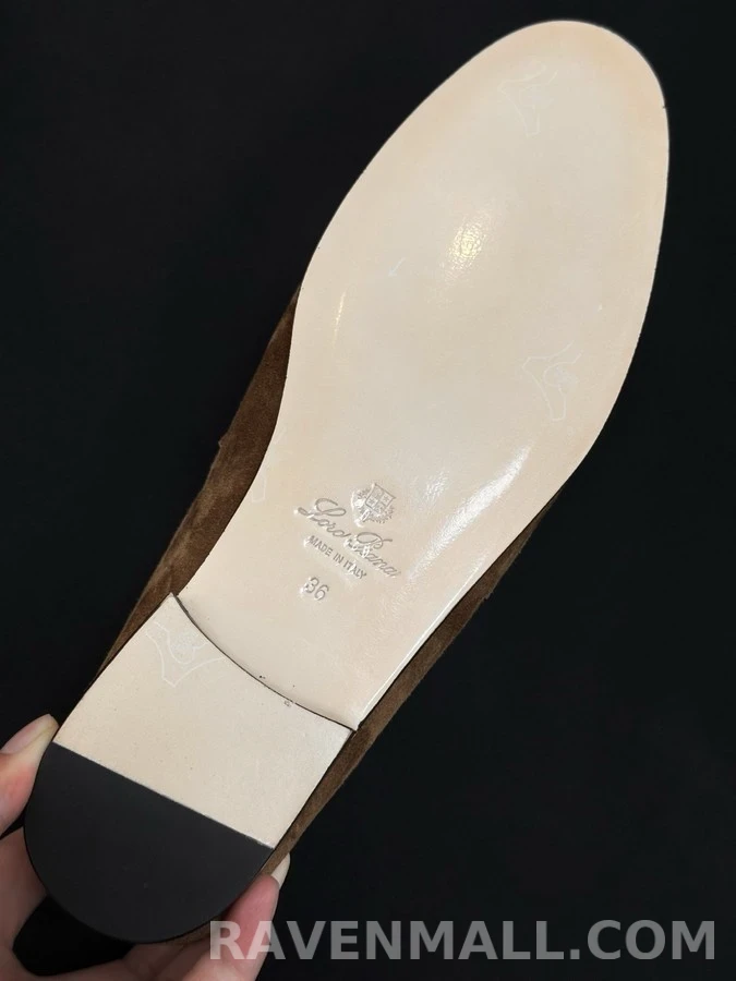 로로피아나 로로피아나 스웨이드 버클 로퍼 상세 이미지