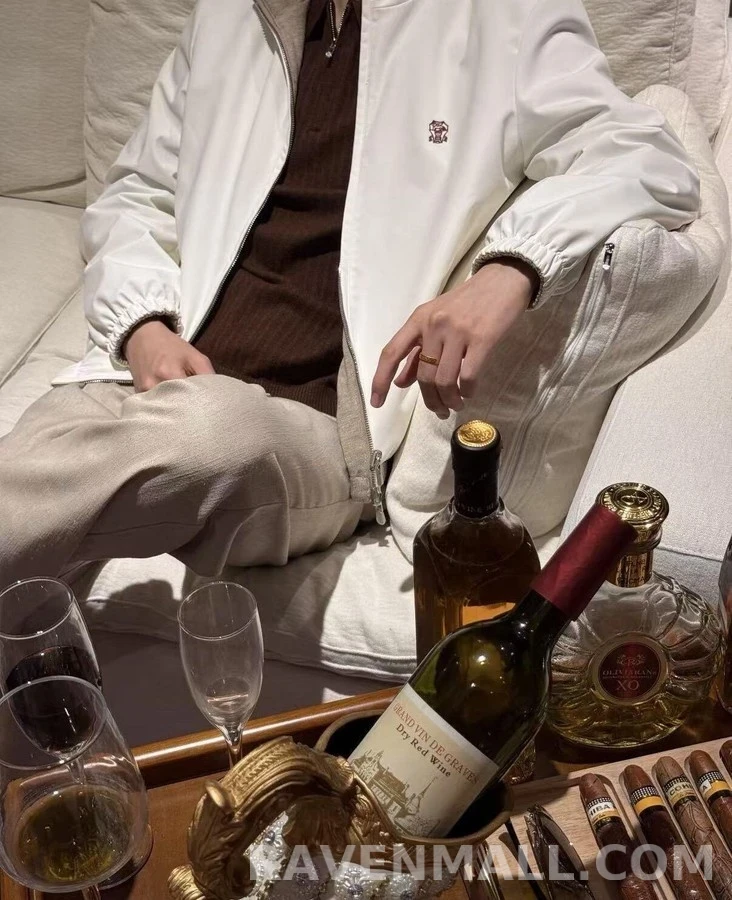 브루넬로 쿠치넬리 브루넬로 쿠치넬리 로고 자수 리버시블 나일론 자켓 상세 이미지