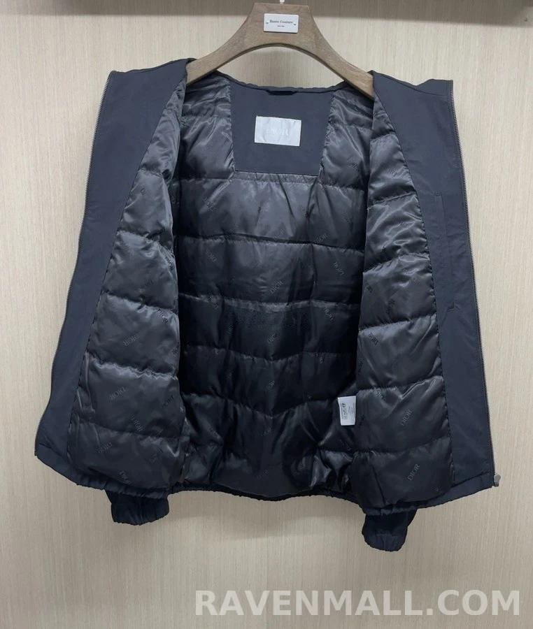 디올 디올 엠보싱 로고 후드 경량 패딩 상세 이미지