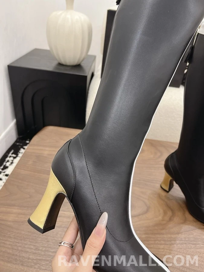 샤넬 샤넬 블랙앤화이트 로고 롱부츠 상세 이미지