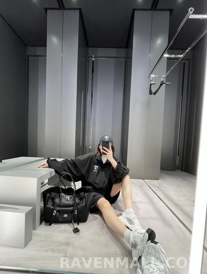 발렌시아가 발렌시아가 람보르기니 자수 자켓 상세 이미지