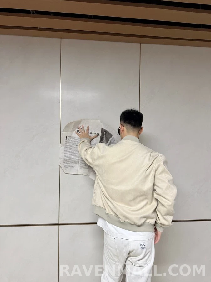 루이비통 루이비통 자수 로고 플라이트 재킷 상세 이미지