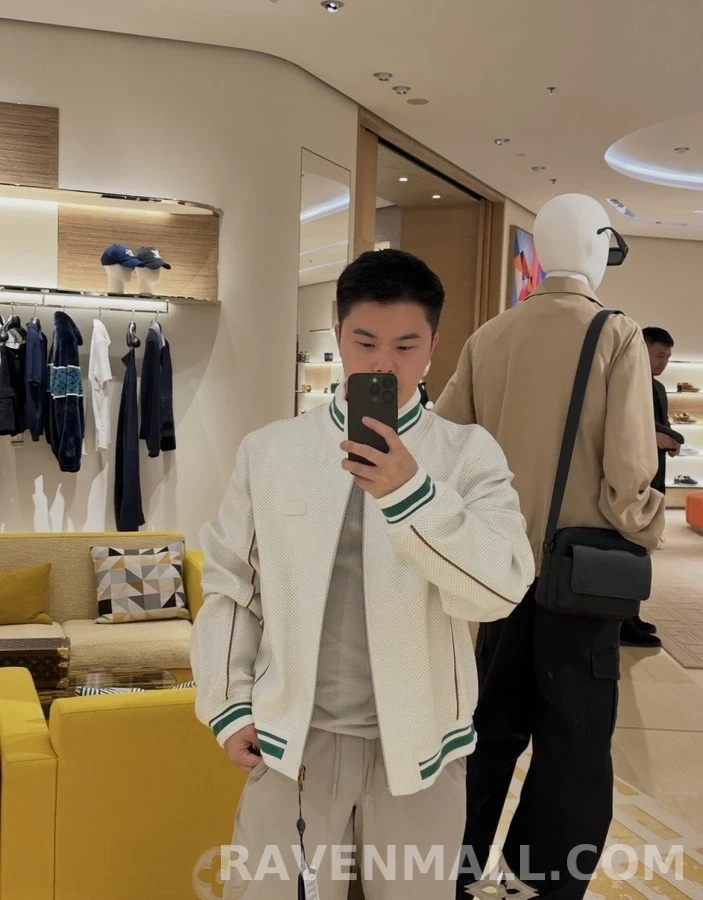 루이비통 루이비통 타공 레더 스트라이프 자켓 상세 이미지