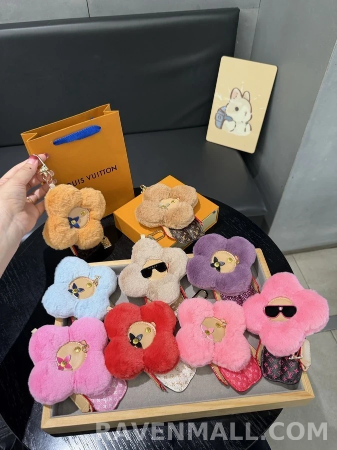 루이비통 루이비통 비비엔느 퍼 선글라스 키링 상세 이미지
