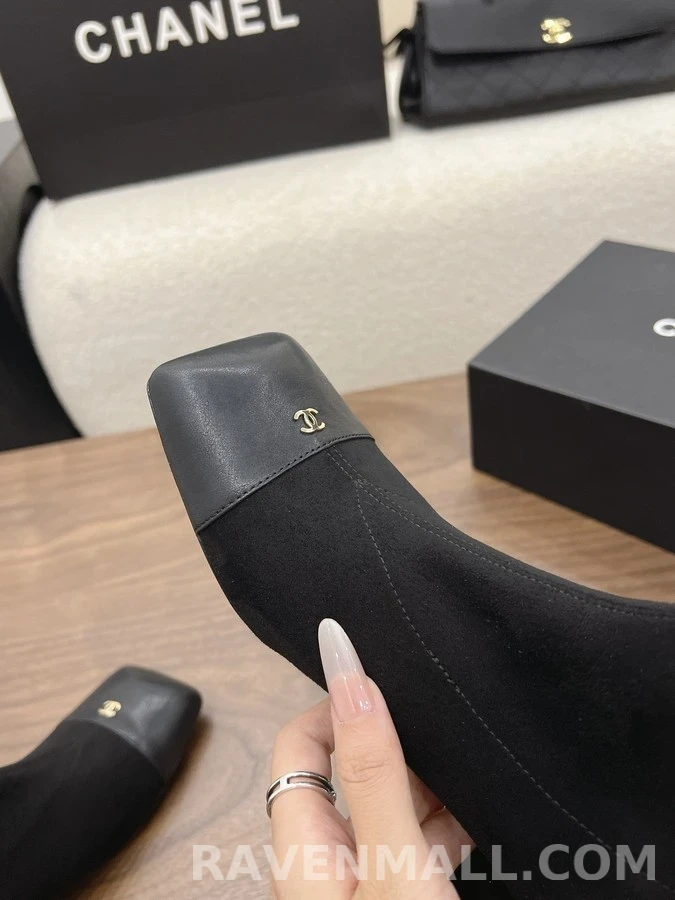 샤넬 샤넬 금장 캡토 앵클 부츠 상세 이미지
