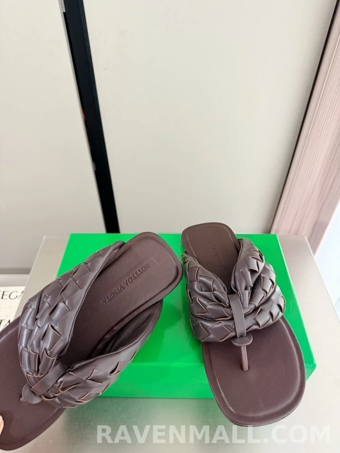 보테가베네타 보테가 베네타 인트레치아토 패딩 플랫 샌들 상세 이미지