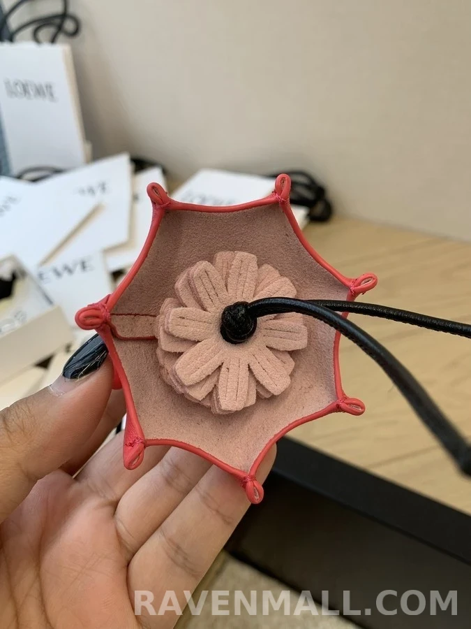 로에베 로에베 포뇨 피쉬 참 상세 이미지