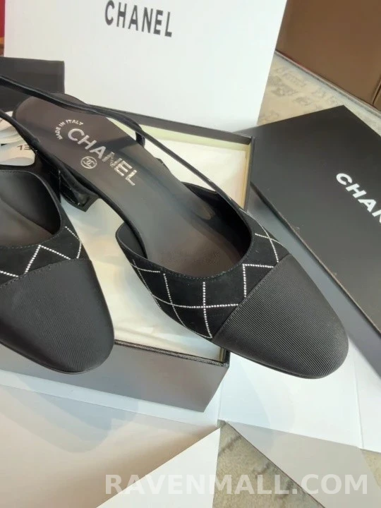 샤넬 샤넬 퀼팅 스웨이드 슬링백 힐 상세 이미지