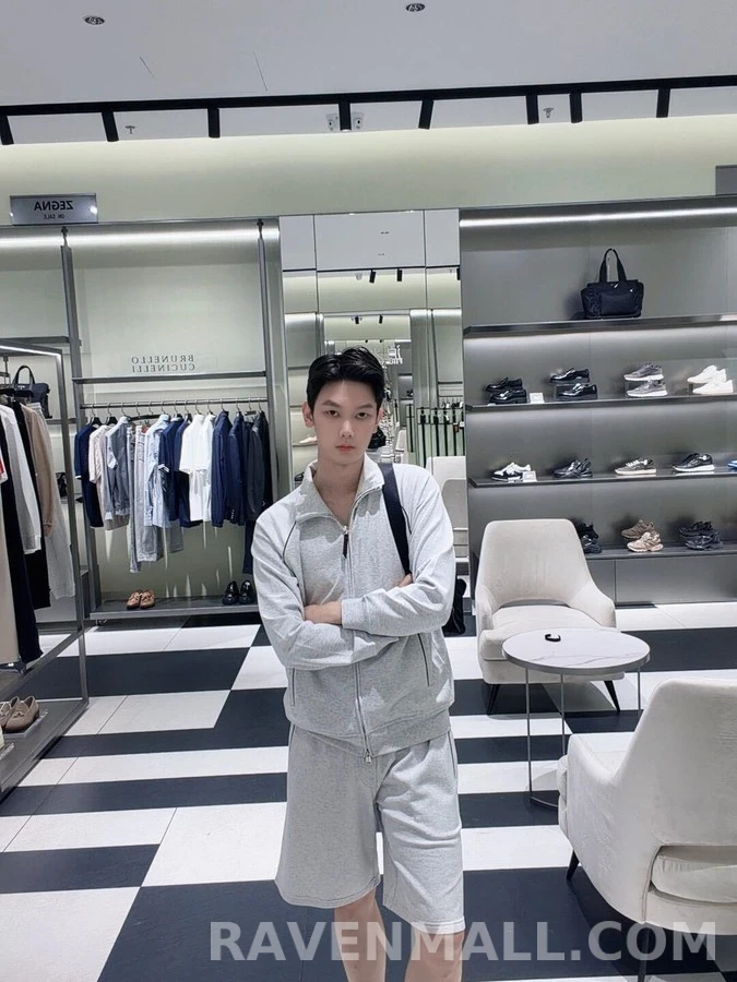 브루넬로 쿠치넬리 브루넬로 쿠치넬리 스탠드 칼라 집업 맨투맨 상세 이미지