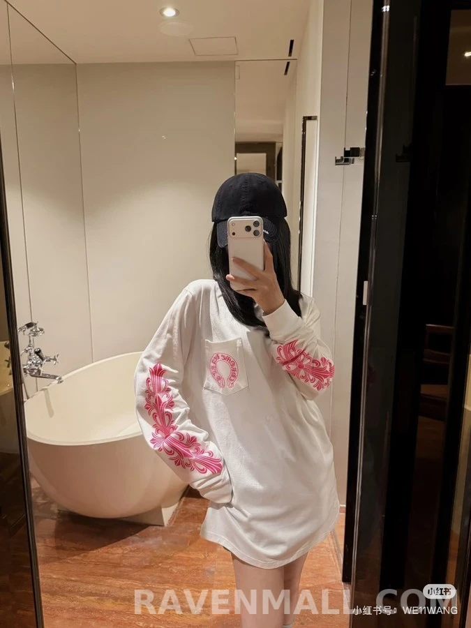 크롬하츠 크롬하츠 호스슈 크로스 긴팔 티셔츠 상세 이미지