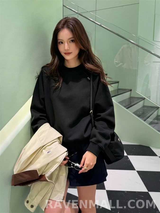 프라다 프라다 라벨 라글란 긴팔 티셔츠 상세 이미지
