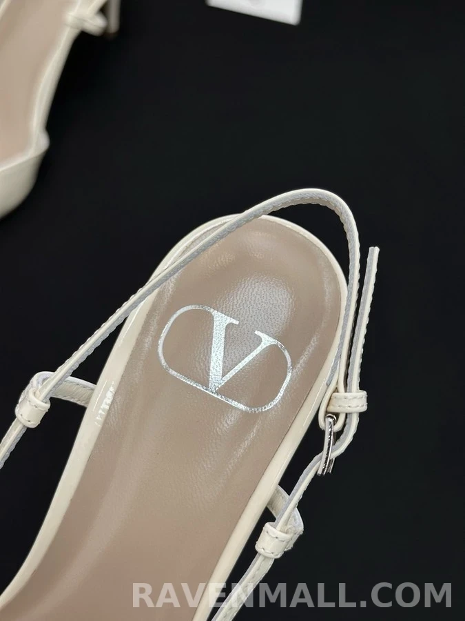 발렌티노 발렌티노 V 로고 페이턴트 슬링백 힐 상세 이미지