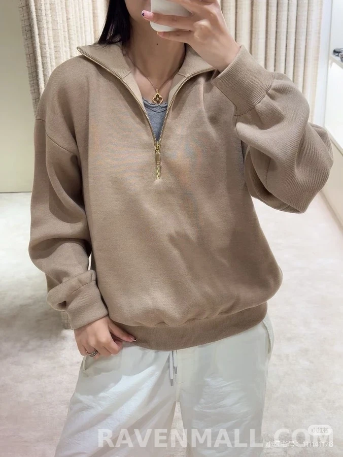샤넬 샤넬 로고 하프집업 니트 맨투맨 상세 이미지
