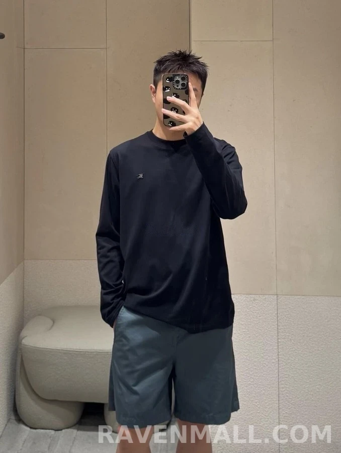 버버리 버버리 기사 로고 긴팔 티셔츠 상세 이미지